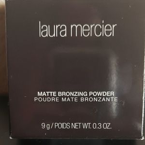 LAURA MERCIER bronzer